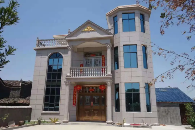 華喆仿石漆科普：同一批水包砂上墻，為什么達(dá)不到理想的效果？