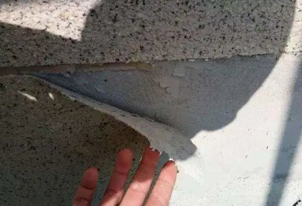 華喆仿石漆干貨~仿石漆成片脫落，這些成因你必須知道！